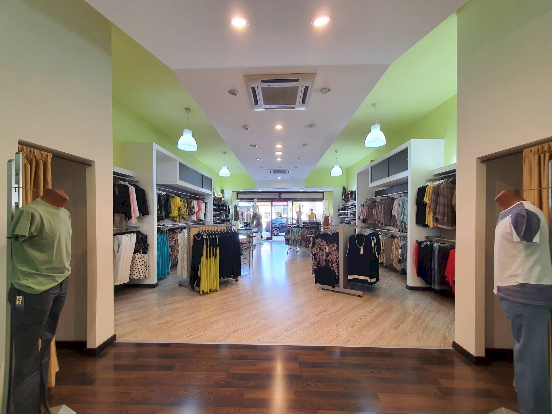 Foto 2 - Shop Viale Crotone, Catanzaro - photo 2