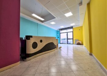 Foto 1 - Shop Via Fiume, Catanzaro - photo 1