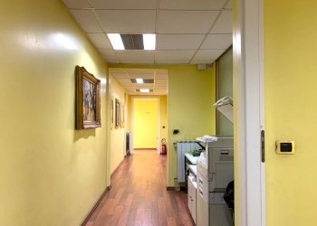 Foto 3 - Ufficio viale Vincenzo De Filippis
 
snc, Catanzaro - foto 3