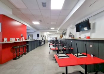 Foto 2 - Shop Via A. De Gasperi
 
25, Catanzaro - photo 2