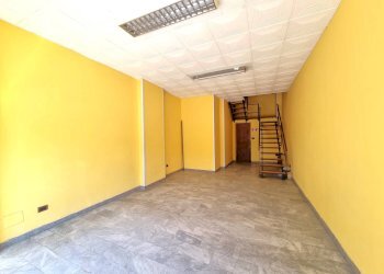 Foto 3 - Shop viale dei Bizantini
 
37, Catanzaro - photo 3