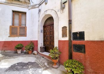 Foto 1 - Quadrilocale Largo Piano Grande
 
14, Catanzaro - foto 1