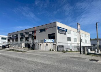 Foto 4 - Locale Commerciale via Lucrezia della Valle, Catanzaro - foto 4