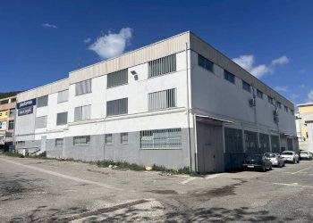 Foto 5 - Locale Commerciale via Lucrezia della Valle, Catanzaro - foto 5