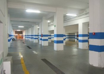 Foto 1 - Negozio Via F. Caracciolo, Catanzaro - foto 1