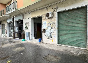 Foto 2 - Shop Via Stefano Lungomare
 
55, Catanzaro - photo 2