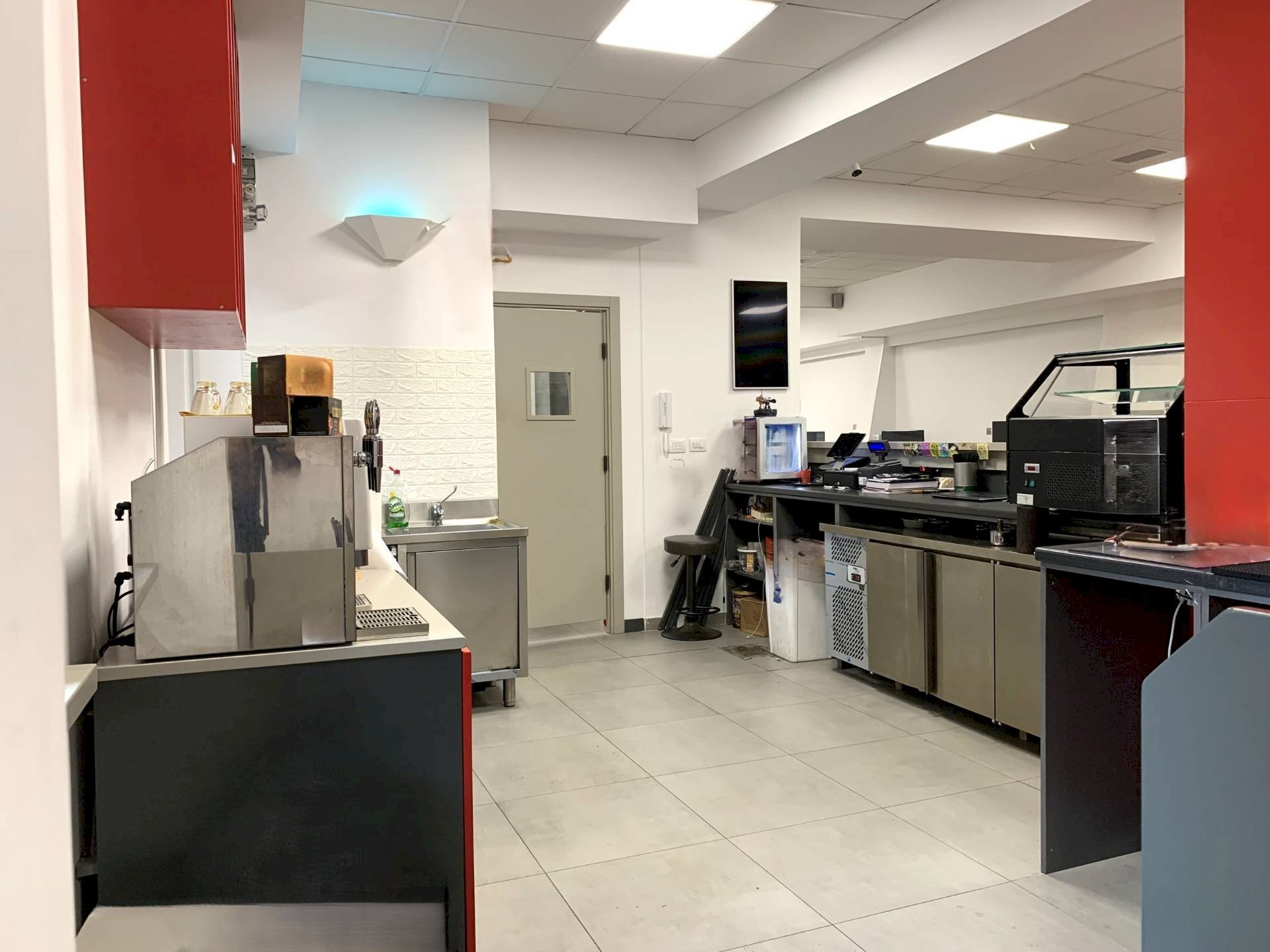 Foto 3 - Attività Commerciale via Alcide De Gasperi, Catanzaro - foto 3