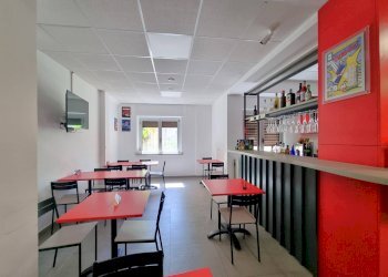 Foto 11 - Attività Commerciale via Alcide De Gasperi, Catanzaro - foto 11