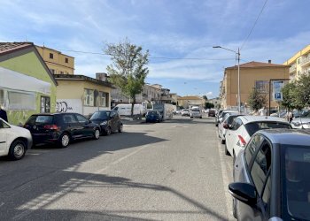 Foto 7 - Shop Via Torrazzo
 
35, Catanzaro - photo 7