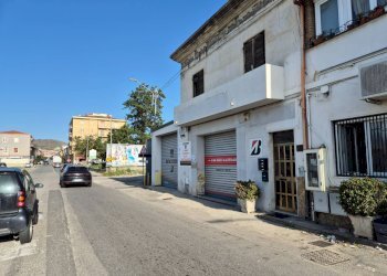 Foto 2 - Negozio via nazionale
 
145, Catanzaro - foto 2