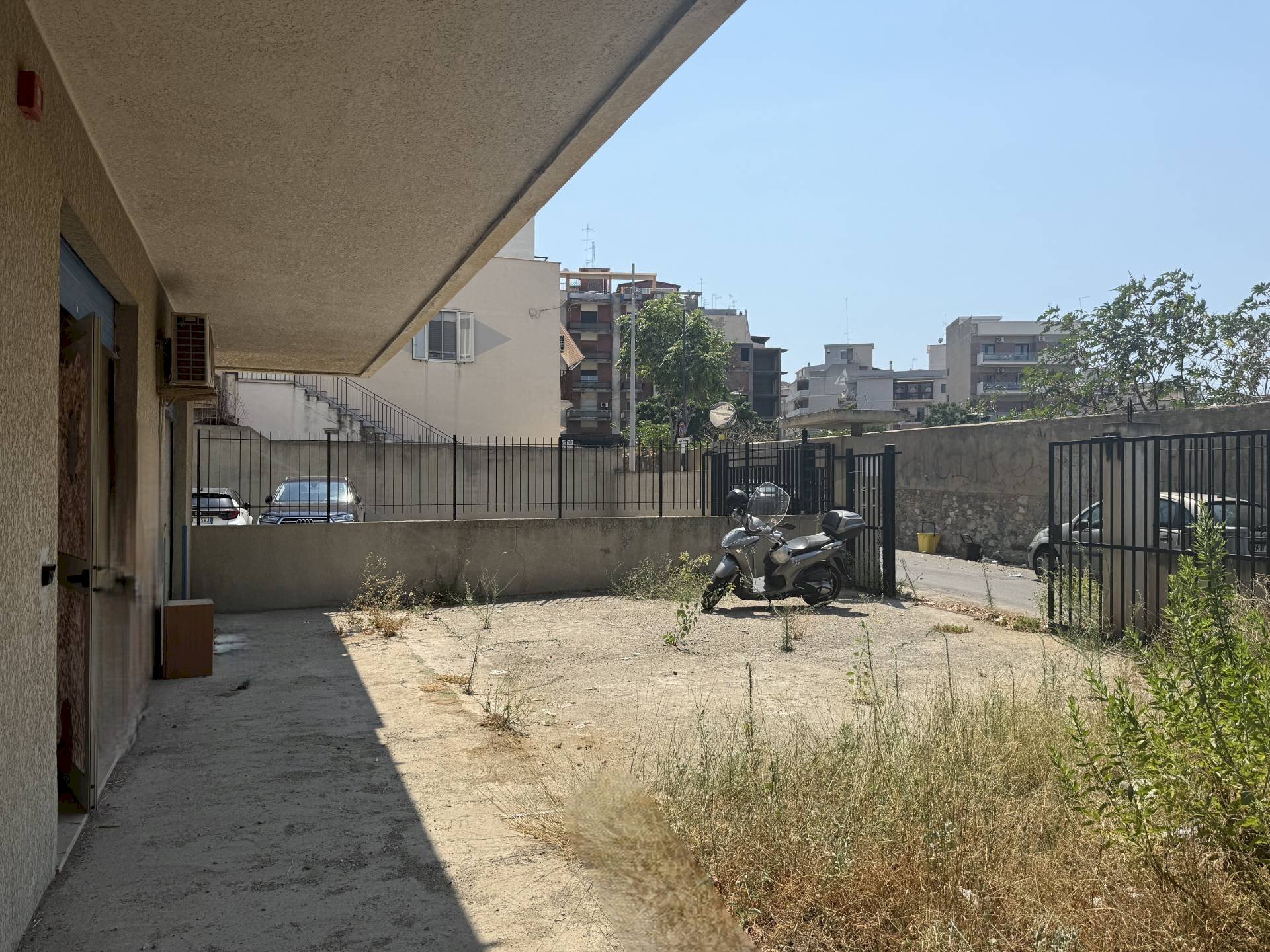 Foto 2 - Negozio Via Borrace alla Caserma
 
43/A, Reggio di Calabria - foto 2