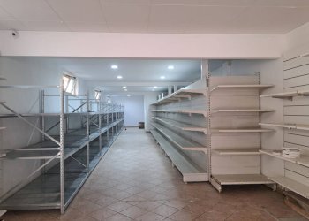 Foto 3 - Negozio Viale Crotone
 
202, Catanzaro - foto 3