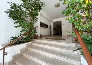 Foto 1 - Quadrilocale Via Madonna dei Cieli
 
21, Catanzaro - foto 1