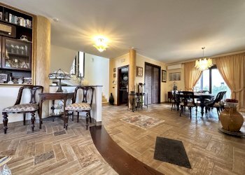 Foto 4 - Villa Via Filippo Turati
 
27, Montepaone - foto 4