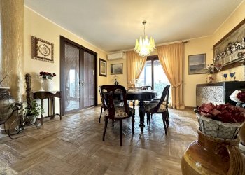 Foto 5 - Villa Via Filippo Turati
 
27, Montepaone - foto 5