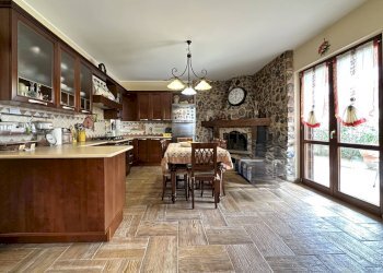 Foto 6 - Villa Via Filippo Turati
 
27, Montepaone - foto 6