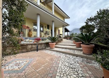 Foto 26 - Villa Via Filippo Turati
 
27, Montepaone - foto 26