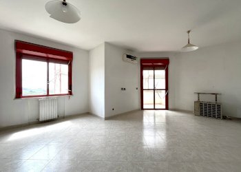 Foto 1 - Appartamento Via Brigata Catanzaro
 
12, Catanzaro - foto 1