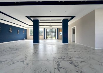 Foto 2 - Shop Via risorgimento
 
21, Borgia - photo 2