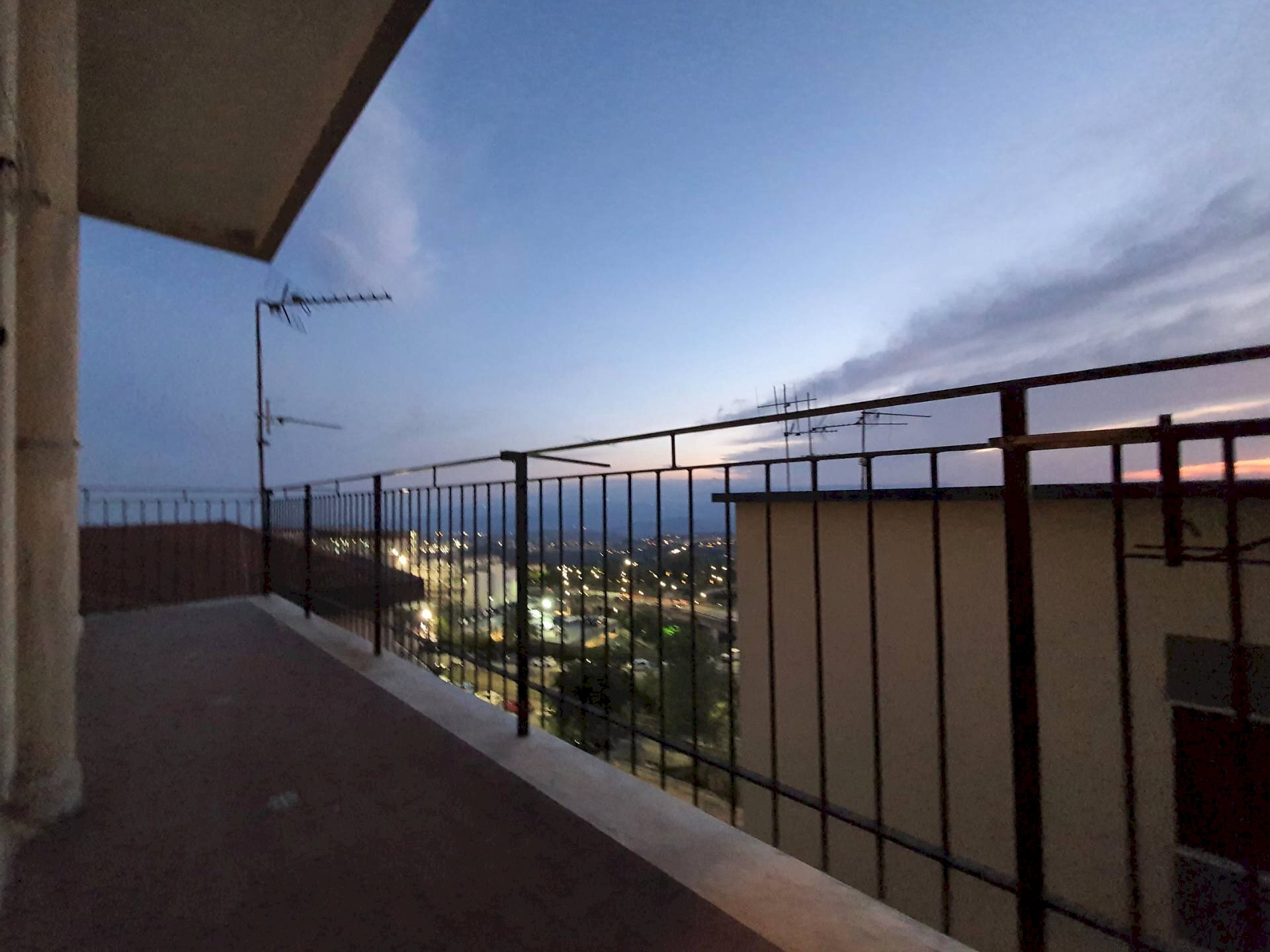 Foto 1 - Four-room apartment via Madonna dei Cieli
 
16, Catanzaro - photo 1