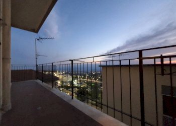 Foto 1 - Quadrilocale via Madonna dei Cieli
 
16, Catanzaro - foto 1