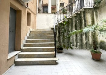 Foto 1 - Quadrilocale Via XX Settembre
 
21, Catanzaro - foto 1