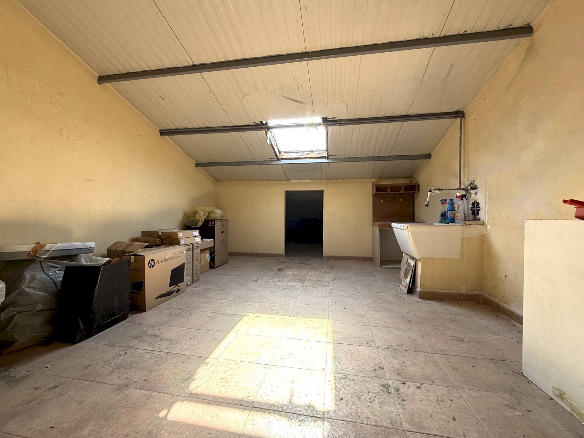 Foto 3 - Magazzino via Genova, Catanzaro - foto 3