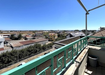 Foto 1 - Quadrilocale viale Crotone
 
169, Catanzaro - foto 1