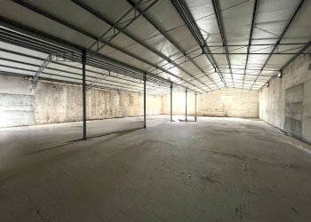 Foto 4 - Capannone via Lucrezia della Valle, Catanzaro - foto 4