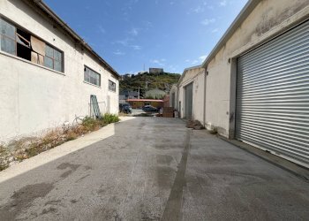 Foto 7 - Capannone via Lucrezia della Valle, Catanzaro - foto 7