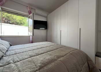 Foto 15 - Quadrilocale via marina di pietragrande
 
12, Montauro - foto 15