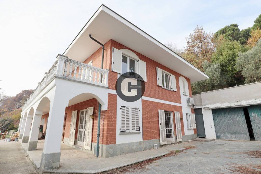 Facciata - Quadrilocale via Barbara Allason, 60, Pecetto Torinese - foto 1