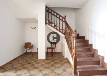 Scala - Quadrilocale via Barbara Allason, 60, Pecetto Torinese - foto 13