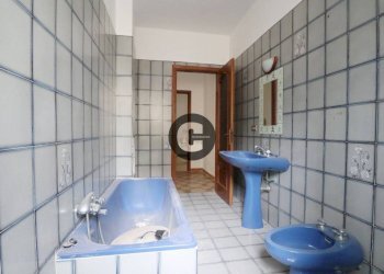 Bagno - Quadrilocale via Barbara Allason, 60, Pecetto Torinese - foto 20