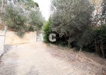 Cortile interno - Quadrilocale via Barbara Allason, 60, Pecetto Torinese - foto 37