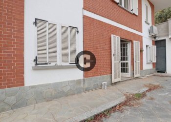Facciata - Four-room apartment via Barbara Allason, 60, Pecetto Torinese - photo 8