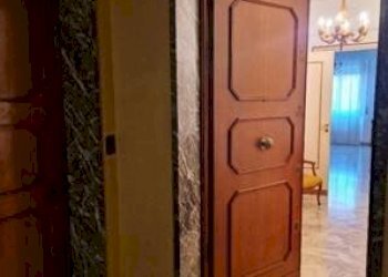 Ingresso - Trilocale all'asta via Canevari, Genova (zona Marassi) - foto 7