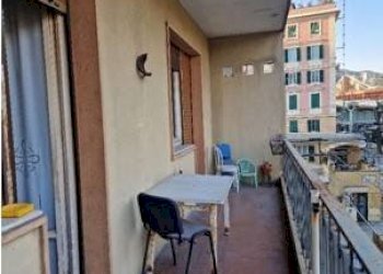 Balcone - Trilocale all'asta via Canevari, Genova (zona Marassi) - foto 17