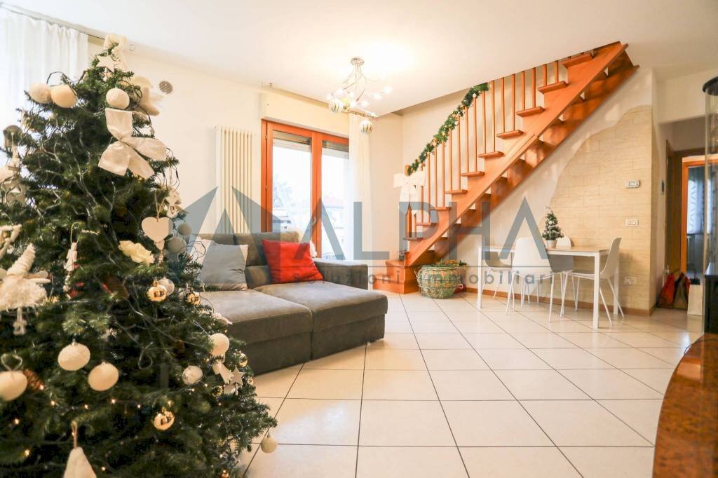 Salone - Quadrilocale via Giuseppe Bellonci, Forlì - foto 1