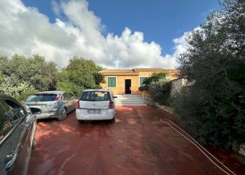 IMG_6292.jpg - Villa a Schiera Via Siviglia 28, Modica - foto 2