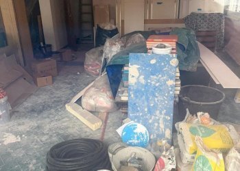 2b4fb3b1-6406-47f8-af5e-7a0ca5b5c9ae.jpg - Locale Commerciale Via Rozzone 1, Luni - foto 4