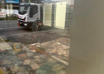 dc1a626c-8c91-4ba6-816d-758c2a6a5467.jpg - Locale Commerciale Via Rozzone 1, Luni - foto 6