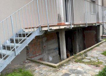 2dca288a-2f8d-4688-b600-5eb86a454fef.jpg - Locale Commerciale Via Rozzone 1, Luni - foto 9