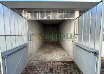 1.jpg - Box Banchette - foto 1