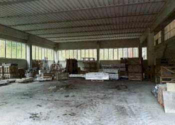 1.jpg - Locale Commerciale Via Alcide De Gasperi 3, Moconesi - foto 3