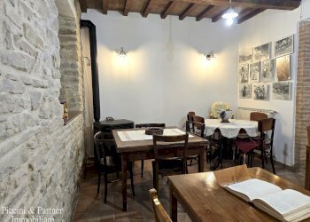 12.jpg - Agriturismo SP205 4, Gubbio - foto 12