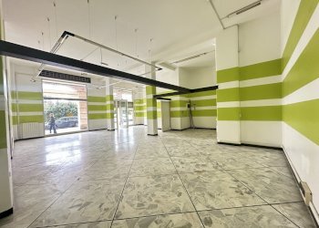 IMG_9602.JPG - Locale Commerciale Chiavari - foto 4