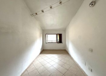 camera da letto - Trilocale Via Morandaccio, Vernio - foto 20