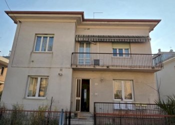 FOTO 44.jpg - Casa indipendente Via Cagnacci 12, Rimini - foto 1