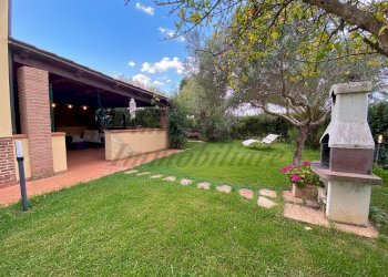 Gemini_Generated_Image_9aeone9aeone9aeo.png - Monolocale Via Aurelia Sud 2, Cecina - foto 6